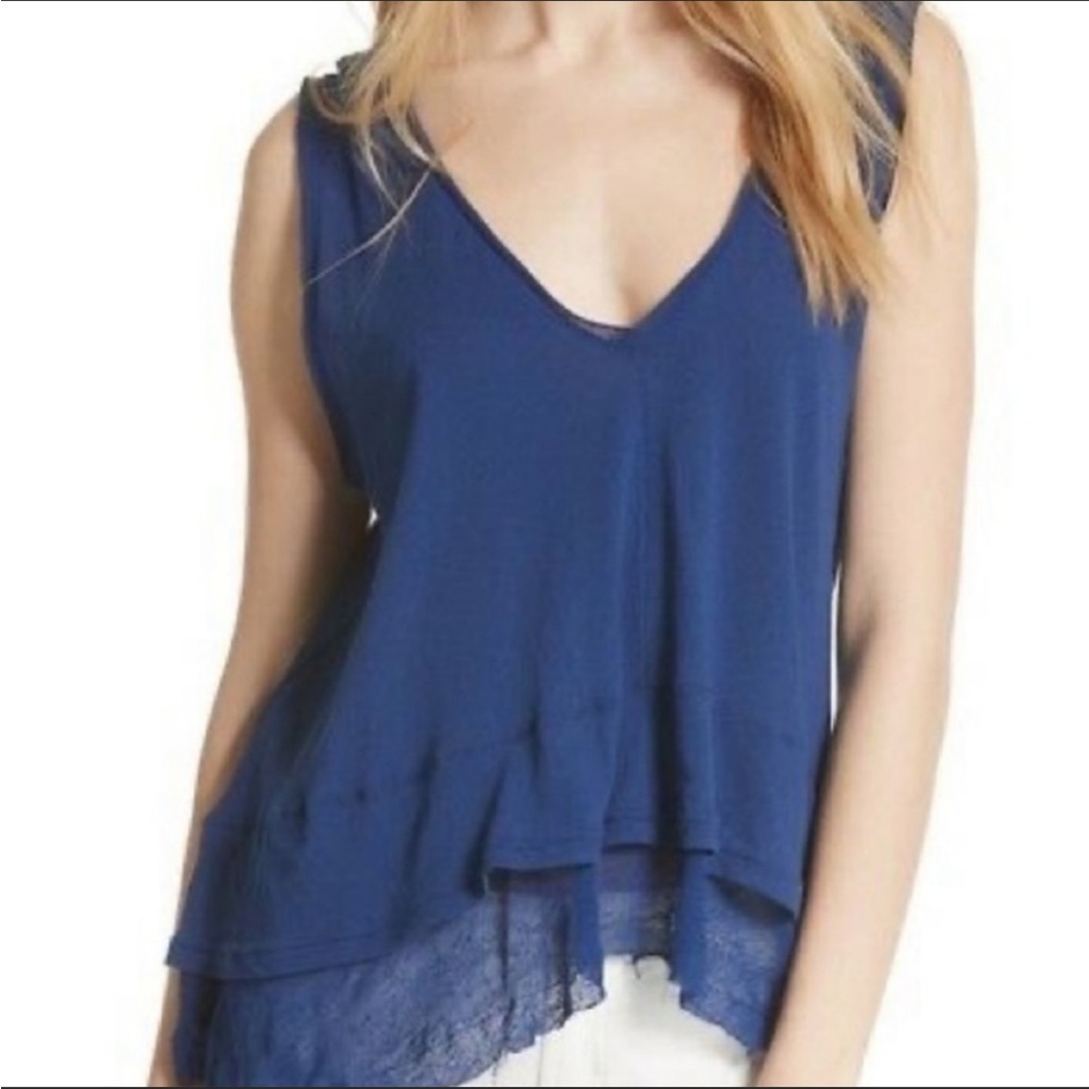 Free People Distressed Peachy Tee in Navy Blur Size Small NWT NEW